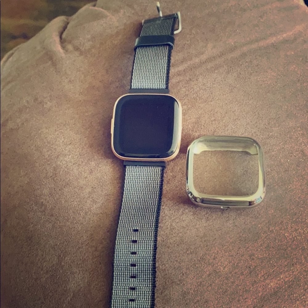 Fitbit versa 2